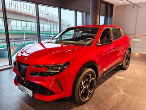 Alfa Romeo Junior 1.2 mHEV Ti eDCT 2025