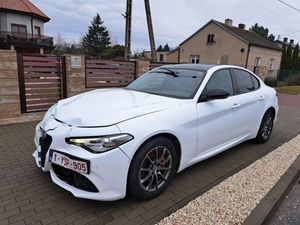 Alfa Romeo Giulia 2.2 AT8 Super 2019