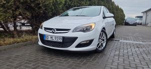 Opel Astra J 2012