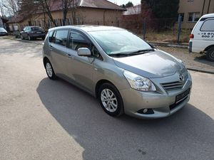 Toyota Verso 2011