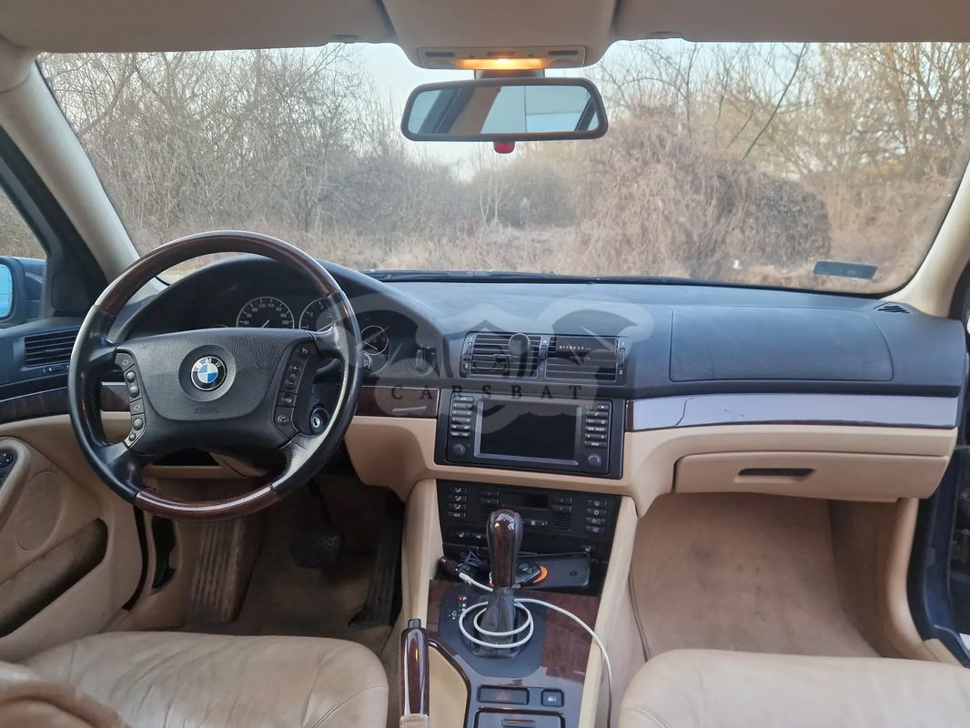 BMW 5 Series E39 2002