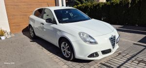 Alfa Romeo Giulietta 1.4 TB MultiAir Distinctive 2011
