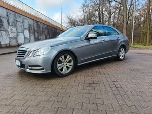 Mercedes-Benz E W212/W207 220 BlueTEC 9G-TRONIC Avantgarde 2012