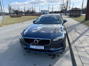 Volvo S90 D4 Momentum 2018