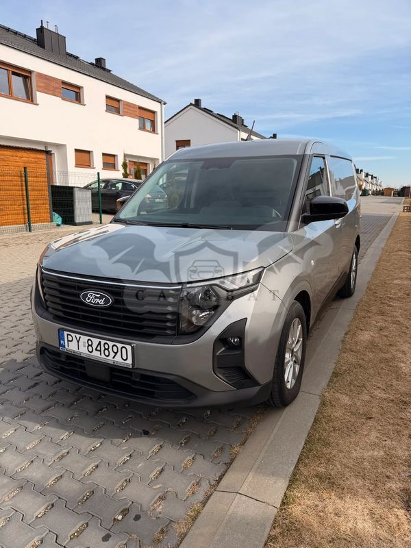 Ford Transit Courier 2023