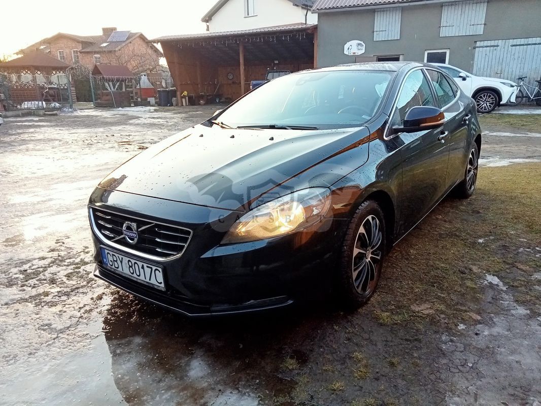 Volvo V40 II D2 Summum 2015