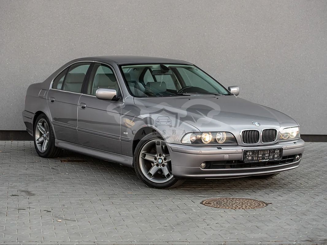 BMW 5 Series E39 2001