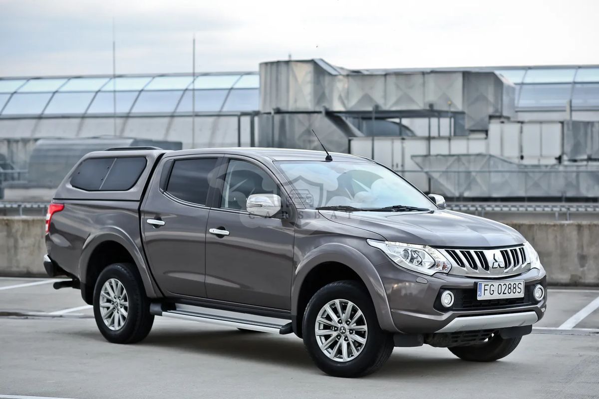 Mitsubishi L200 2016