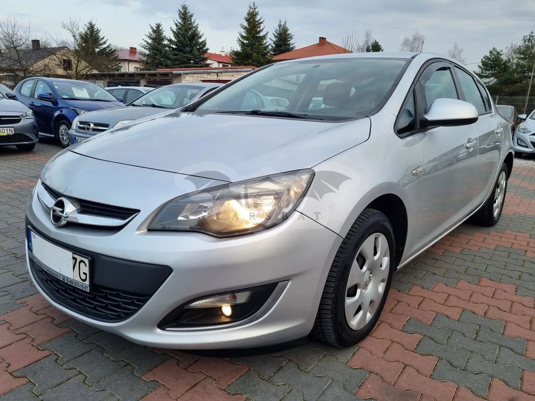 Opel Astra J 1.7 CDTI Enjoy 2013