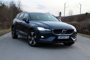 Volvo V60 B4 D AWD Geartronic Pro 2021