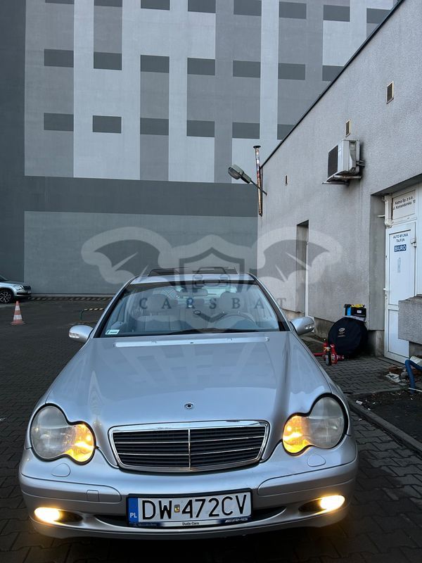 Mercedes-Benz C W203 2001