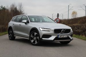 Volvo V60 B4 D AWD Geartronic 2022