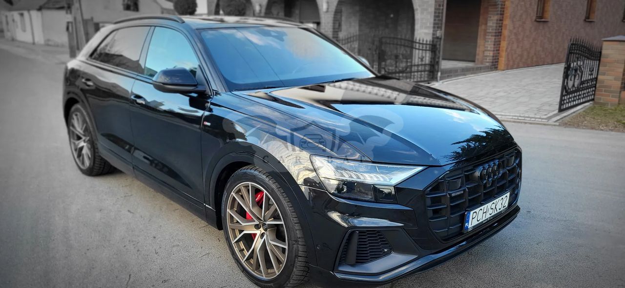 Audi Q8 SUV TFSI quattro 250 kW tiptronic S line business 2023