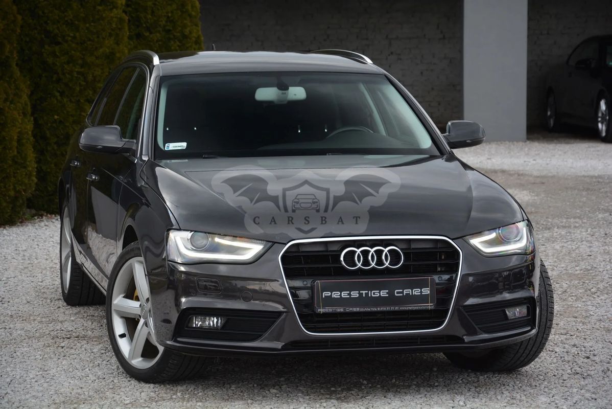 Audi A4 B8 2.0 TDI DPF multitronic Attraction 2011