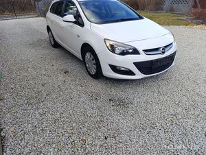 Opel Astra J 2014