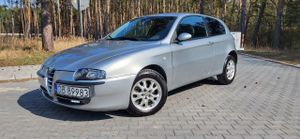 Alfa Romeo 147 1.9 JTD 16V Distinctive 2004