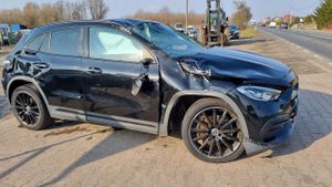 Mercedes-Benz GLA 200 d 4Matic 8G-DCT AMG Line 2021
