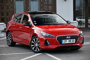 Hyundai i30 II 1.0 T-GDI Connect & Go 2017