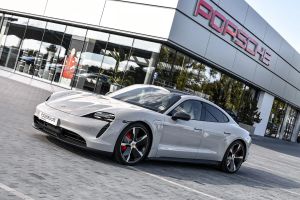 Porsche Taycan 2022