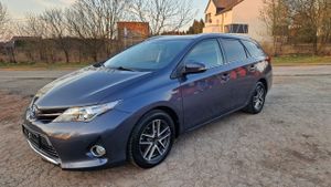 Toyota Auris II 2014