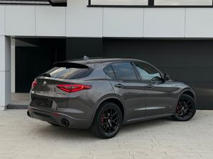 Alfa Romeo Stelvio 2.0 Turbo 16V AT8-Q4 Veloce 2021