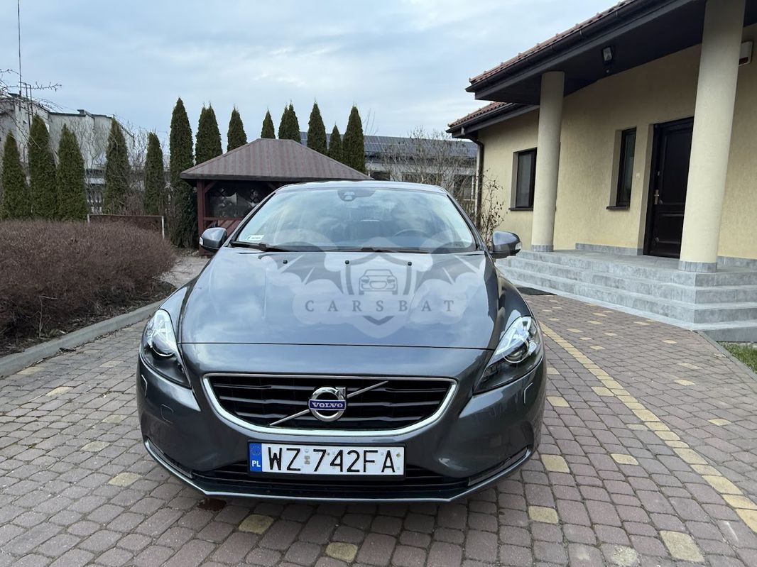 Volvo V40 II 2013