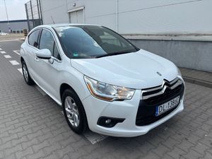 Citroën DS4 e-HDi 115 SoChic 2014