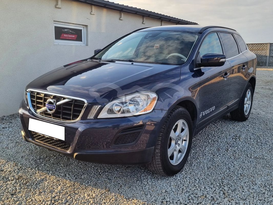 Volvo XC60 I D3 Momentum 2012