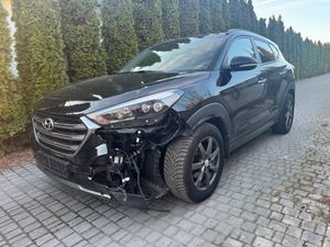Hyundai Tucson III blue 2.0 CRDi 4WD Premium 2016