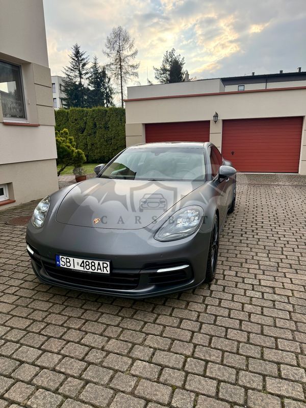 Porsche Panamera 4 2018