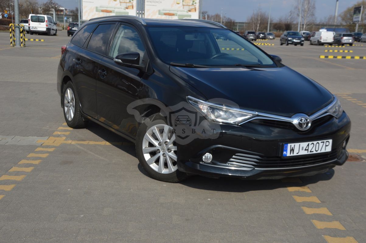 Toyota Auris II 2015