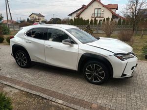 Lexus UX 2022
