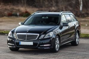 Mercedes-Benz E W212/W207 220 CDI DPF BlueEFFICIENCY 7G-TRONIC Avantgarde 2011