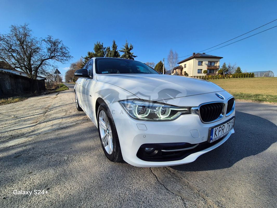 BMW 3 Series F30/F31 318i Sport Line 2016
