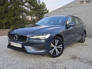 Volvo V60 II B3 B Geartronic Momentum Pro 2020