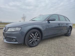 Audi A4 B8 2.0 TDI DPF Ambiente 2009