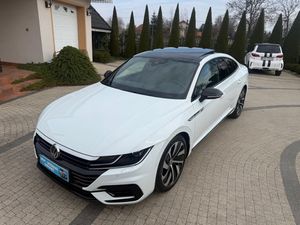 Volkswagen Arteon 2.0 TSI R-Line DSG 2018