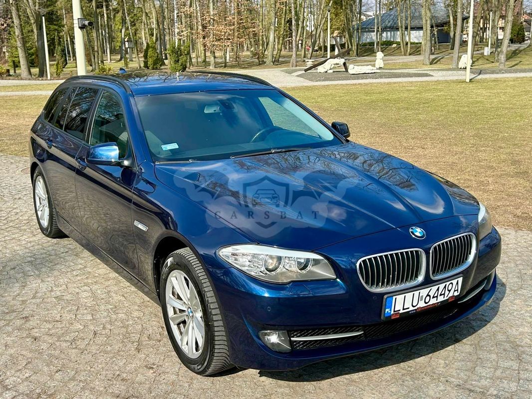 BMW 5 Series F10/F11 528i xDrive 2011