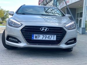 Hyundai i40 1.7 CRDi BlueDrive Business DCT 2017