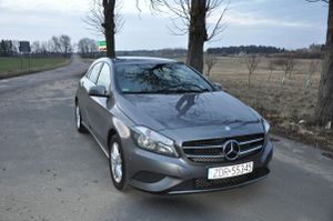 Mercedes-Benz A W176 180 d 7G-DCT Style 2015