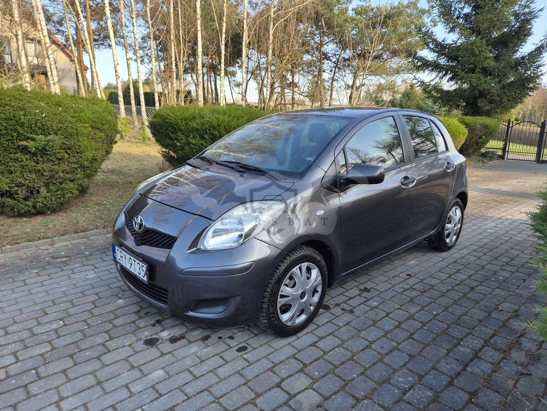 Toyota Yaris II 2009
