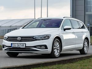 Volkswagen Passat B8 1.5 TSI EVO Elegance 2022