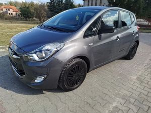 Hyundai IX20 1.4 blue YES Silver 2011