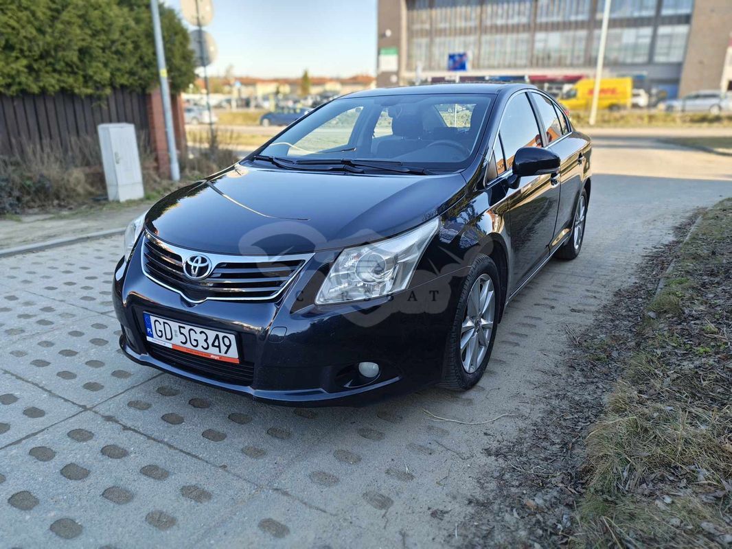 Toyota Avensis III 2.0 D-4D 2011