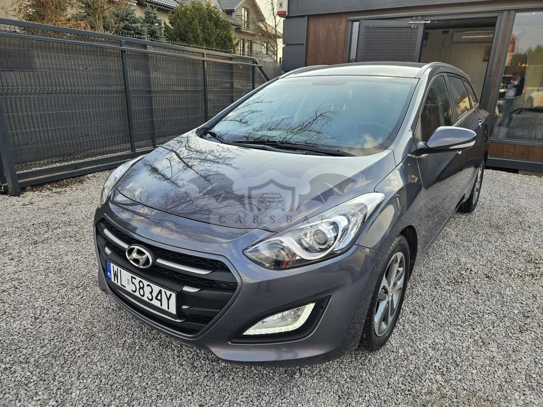 Hyundai i30 II blue Kombi 1.6 CRDi Classic 2016