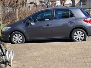 Toyota Auris I 1.33 VVT-i Active 2011