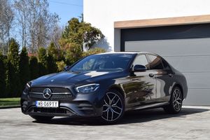 Mercedes-Benz E W213 220 d 4-Matic AMG 2023