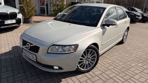 Volvo S40 II D2 Summum 2011