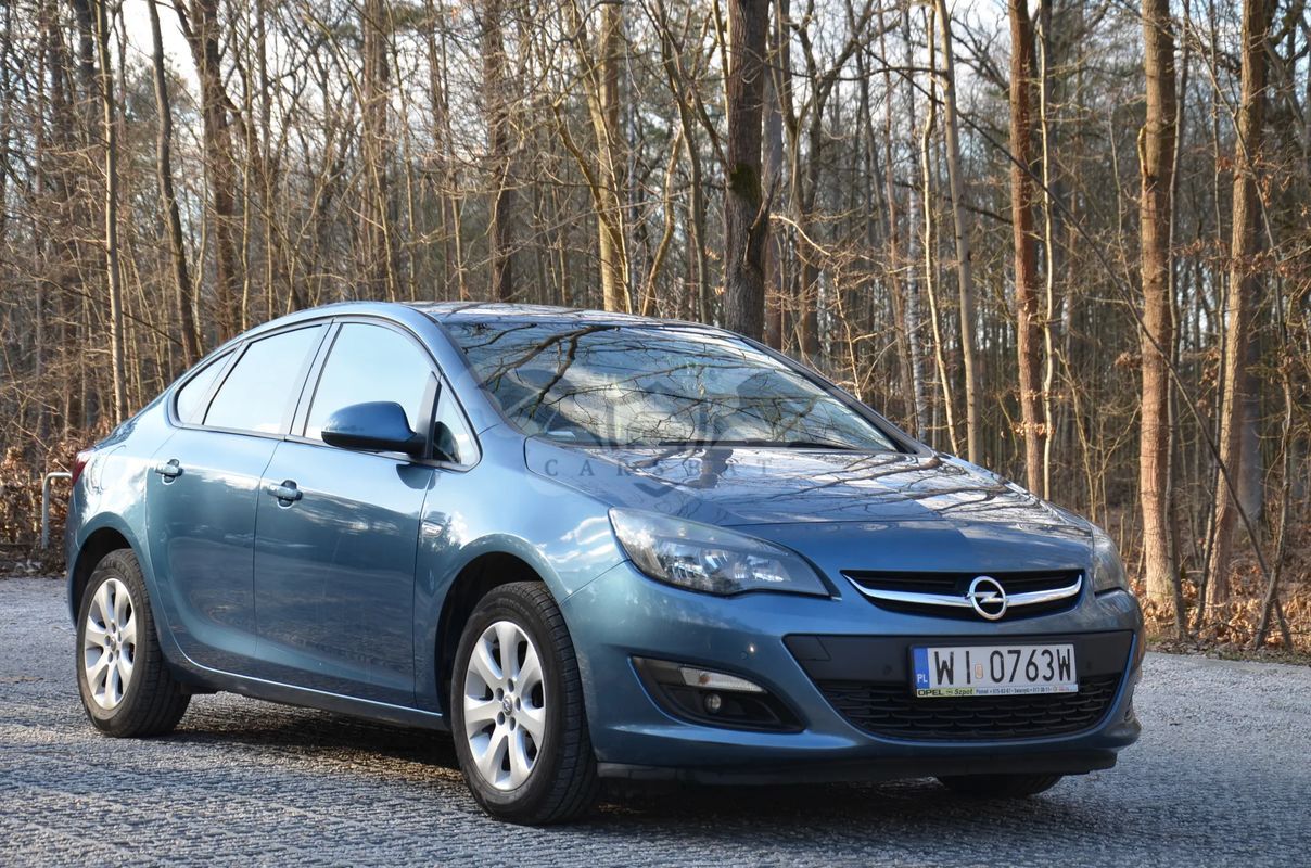 Opel Astra J 1.6 Active 2014