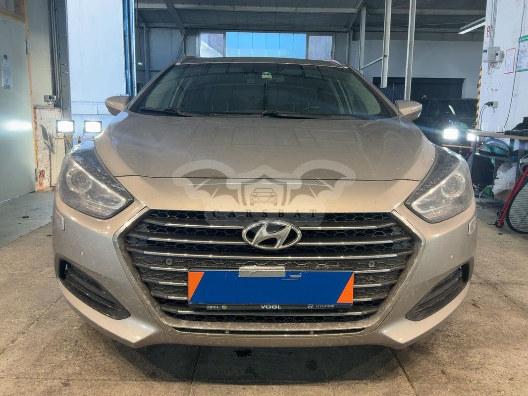 Hyundai i40 Kombi blue 1.7 CRDi DCT Premium 2017